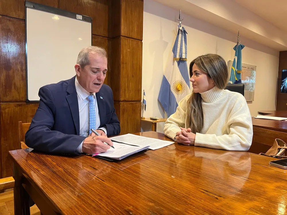 Convenio para implementar la Educación en entornos digitales