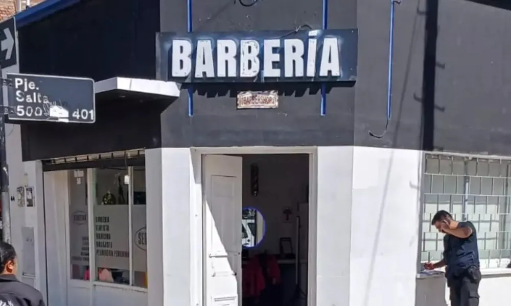 robo en una barbería