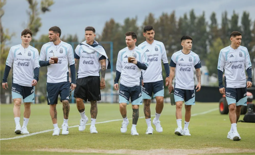 Argentina cierra la gira ante Zambia con incógnitas en el equipo.