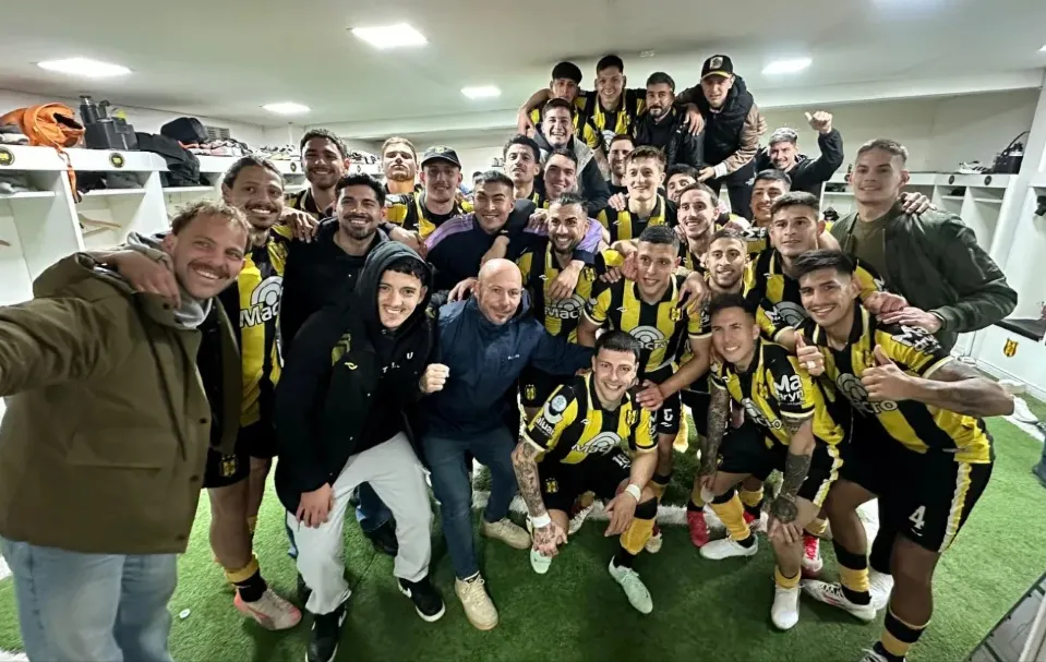 Deportivo Madryn volvió a mostrar que está firme en lo más alto de la Zona A