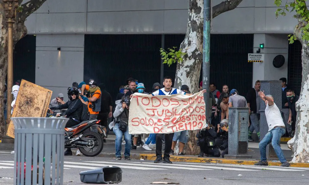 ENFRENTAMIENTO EN MOVILIZACIÓN FOTO NA DAMIAN DOPACIO 3