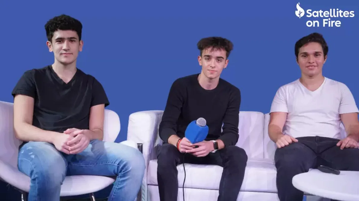Los tres jovenes que crearon la aplicación