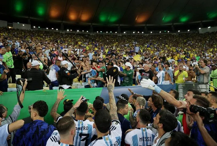 LA FIFA SANCIONÓ A LA SELECCIÓN POR LOS INCIDENTES EN BRASIL