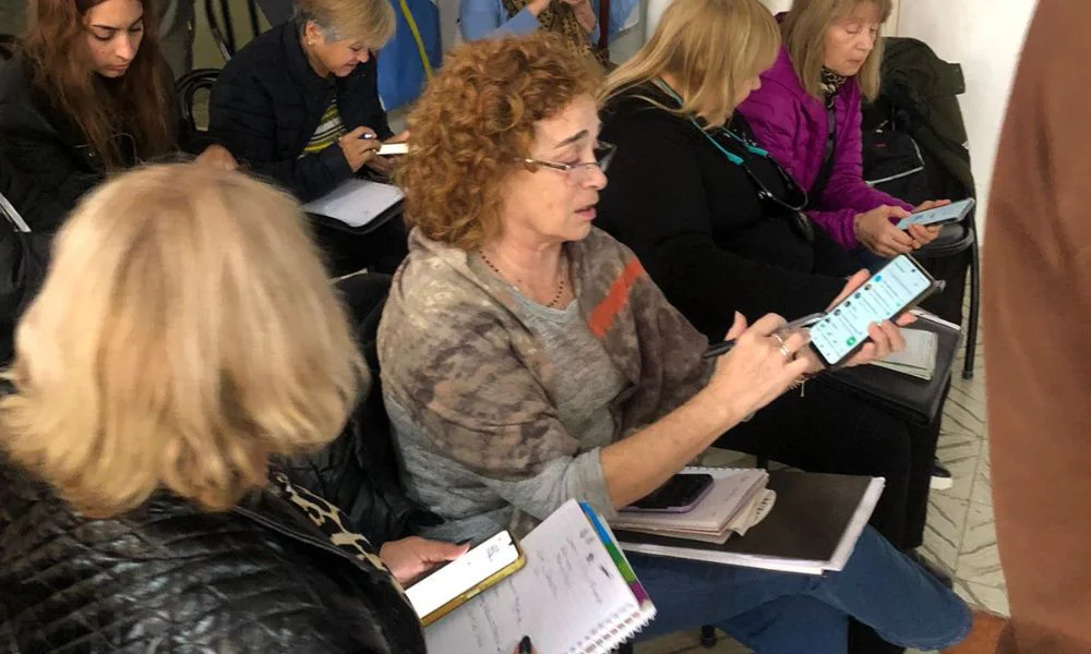 Capacitaron a jubilados en alfabetización digital