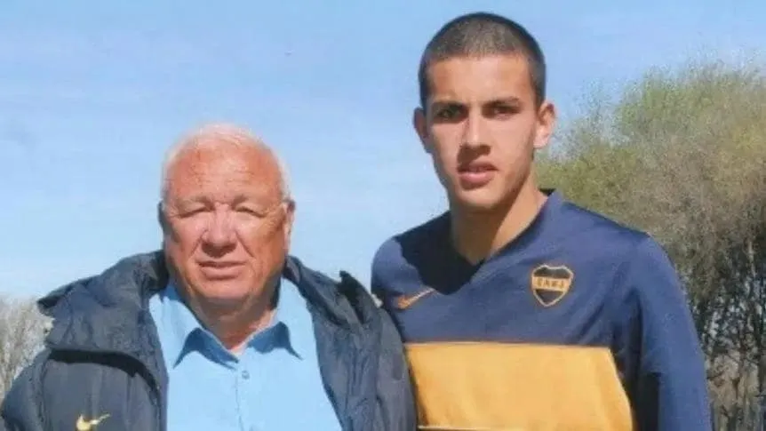 Ramón Maddoni junto a Leandro Paredes.