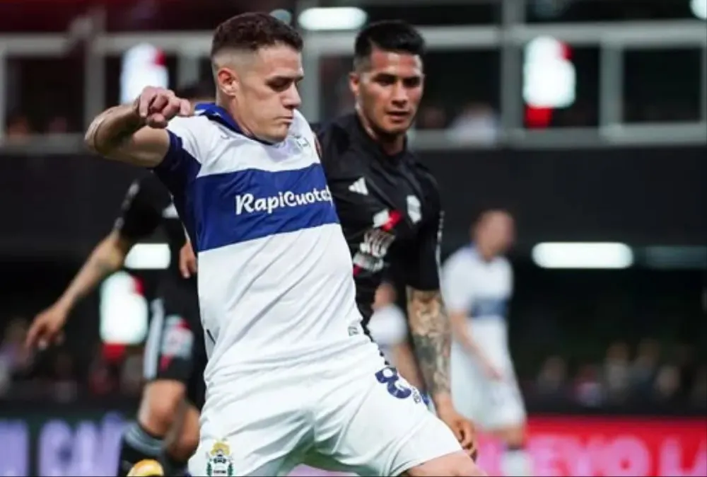 Deportivo Riestra venció 1 a 0 a Gimnasia en el estadio Guillermo Laza