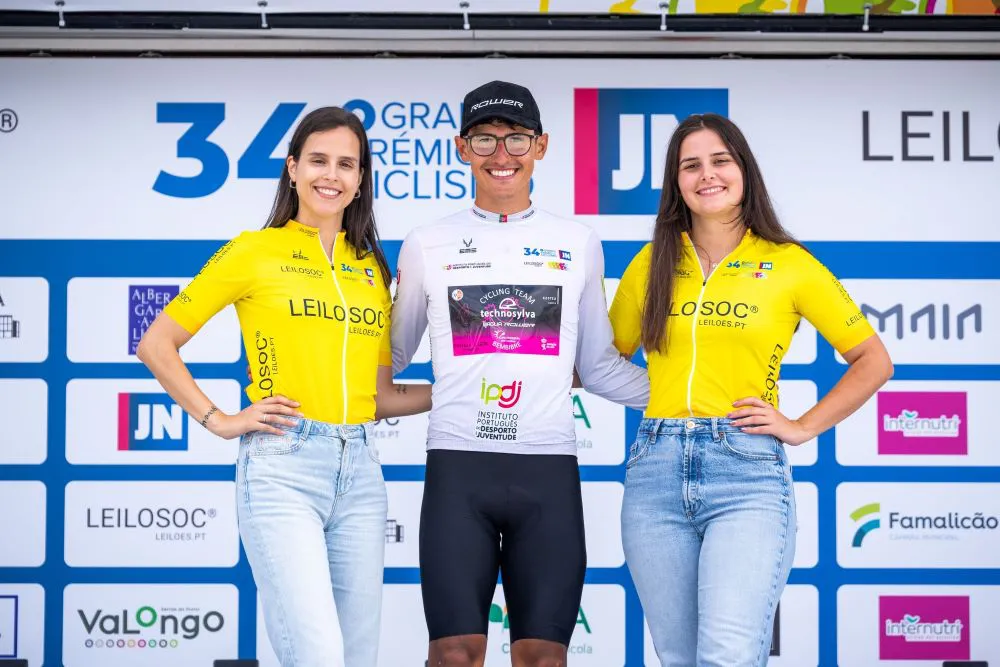 Fabrizio Crozzolo se mantiene como líder absoluto en la clasificación general.