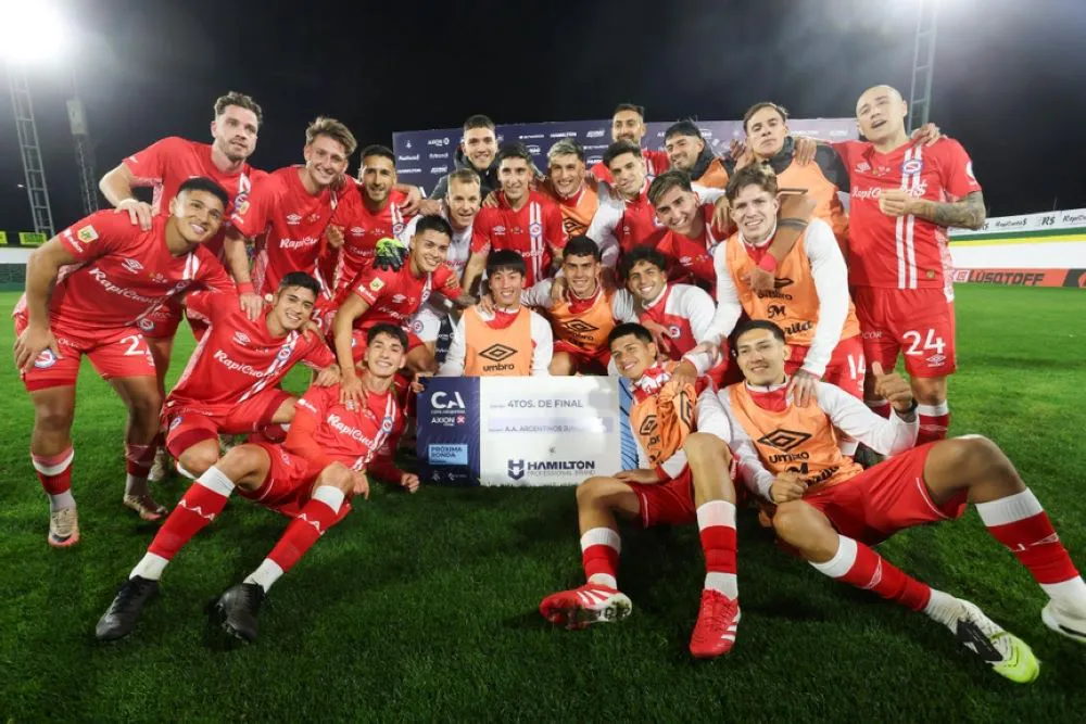 Argentinos lo dio vuelta y está en cuartos.