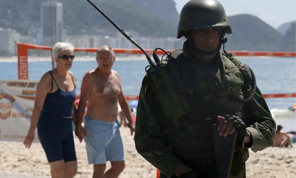 Refuerzan la seguridad en las playas de Río de Janiro