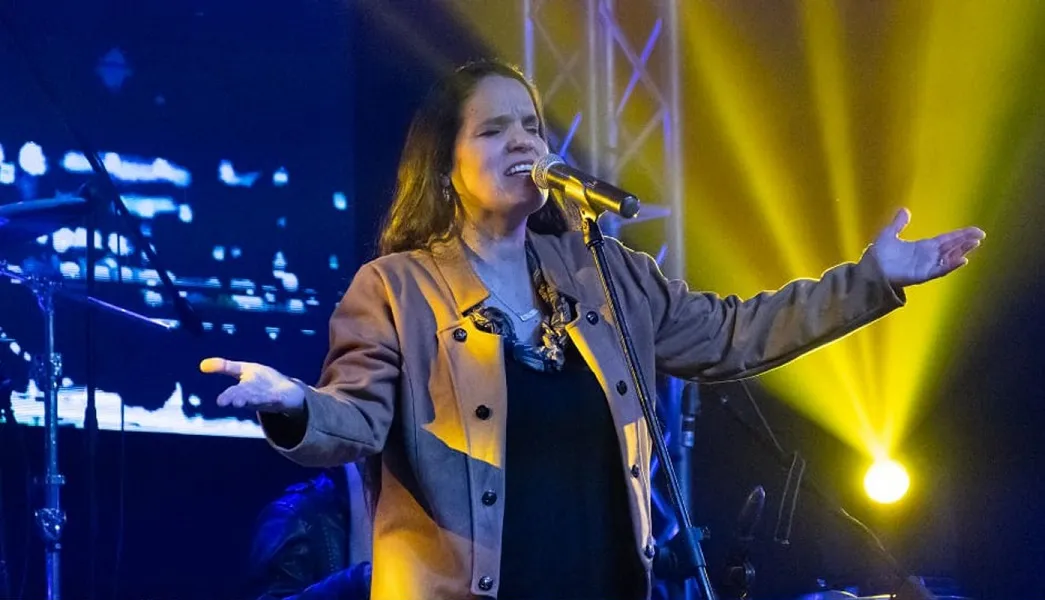 gabriela carel_11zon