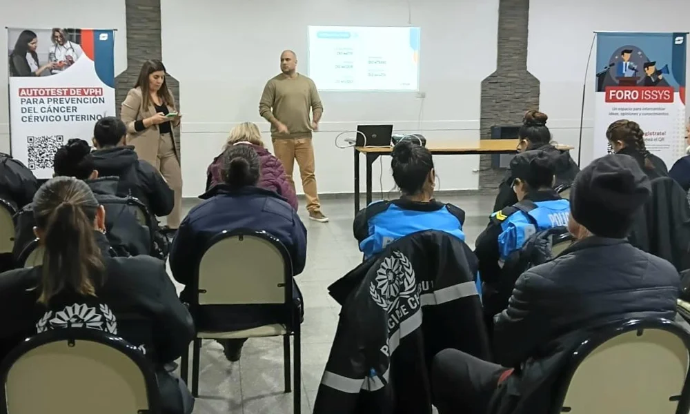 Prevención y capacitación digital para personal policial