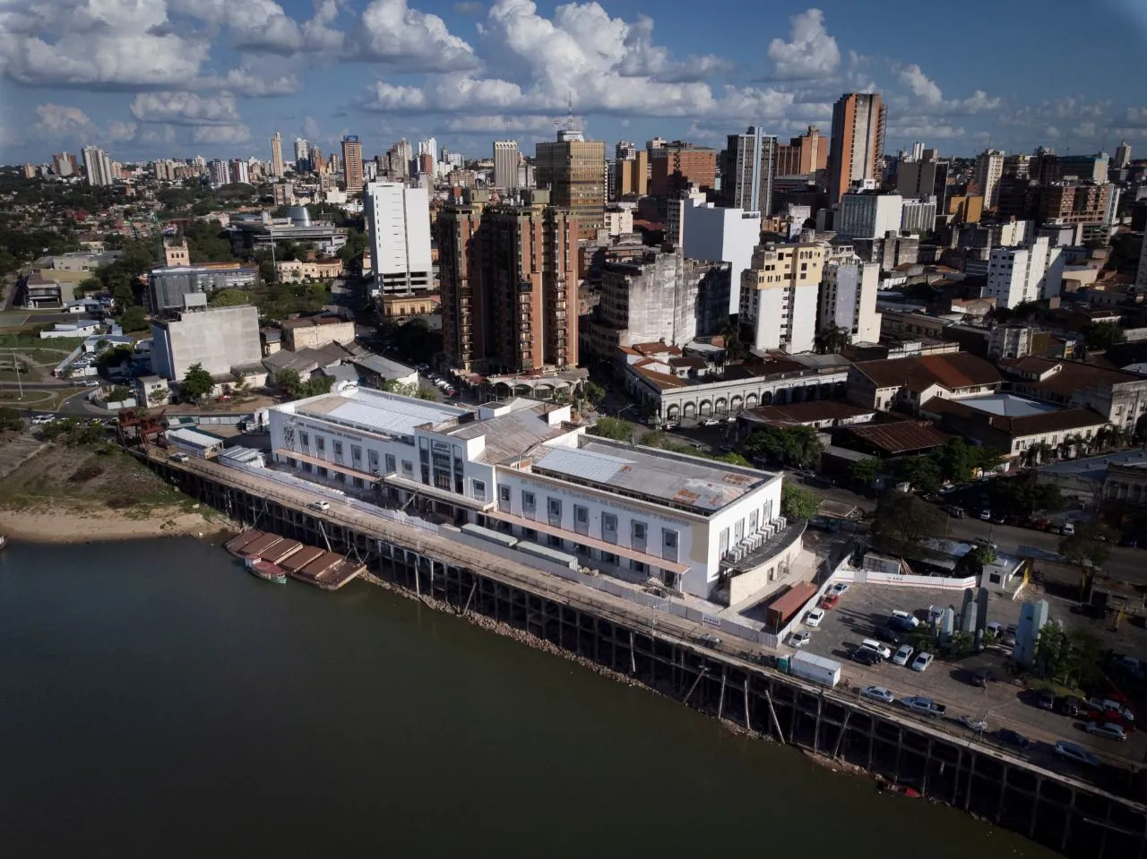 Centro Cultural Puerto de Asunción, Paraguay