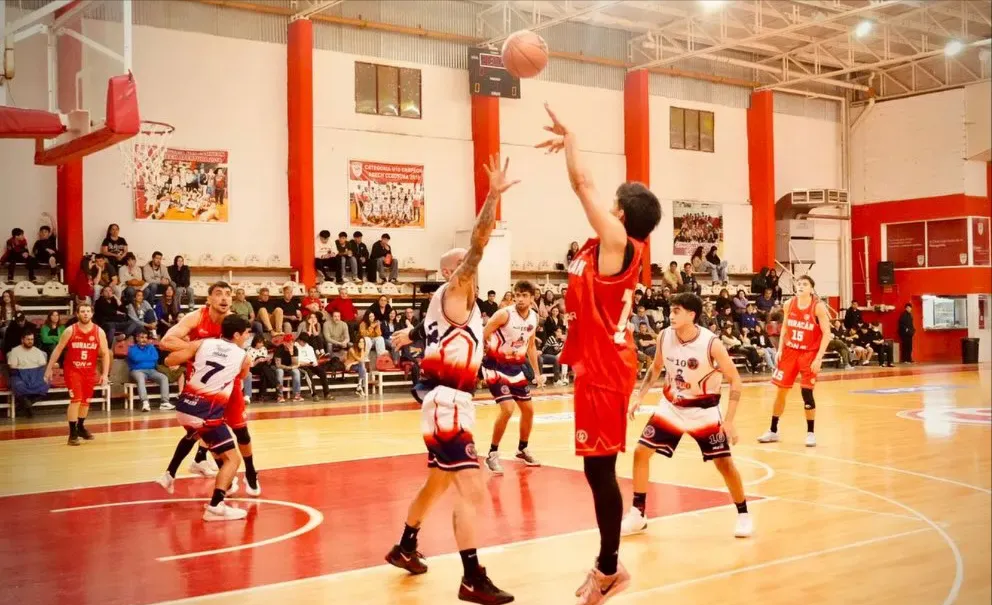 Huracán de Trelew venció 82 a 59 a Ferrocarril Patagónico
