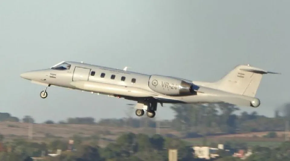 AVION NEUQUEN