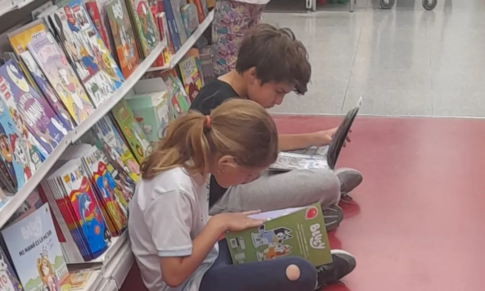 Menos celular y más lectura