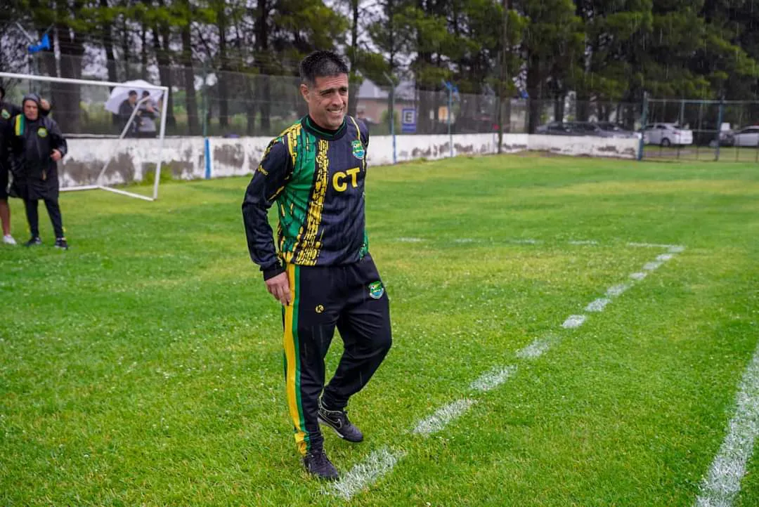 ISAIAS ABERASTURI DEJÓ DE SER EL TÉCNICO DE LA RIBERA