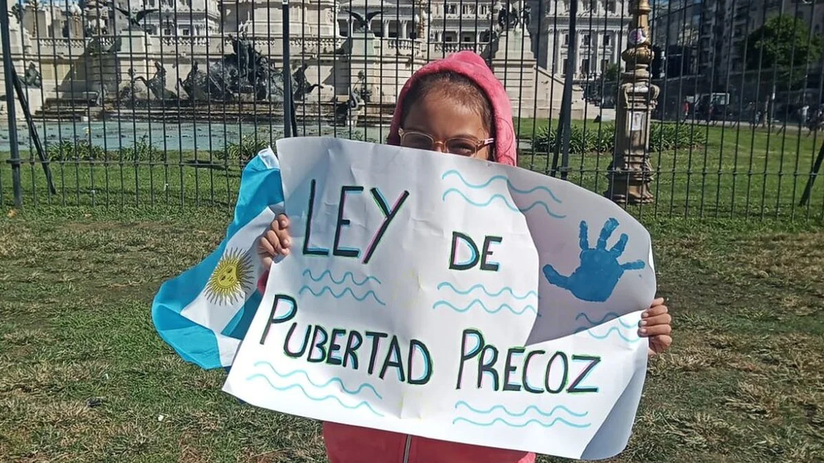 Pubertad precoz. Foto Infobae