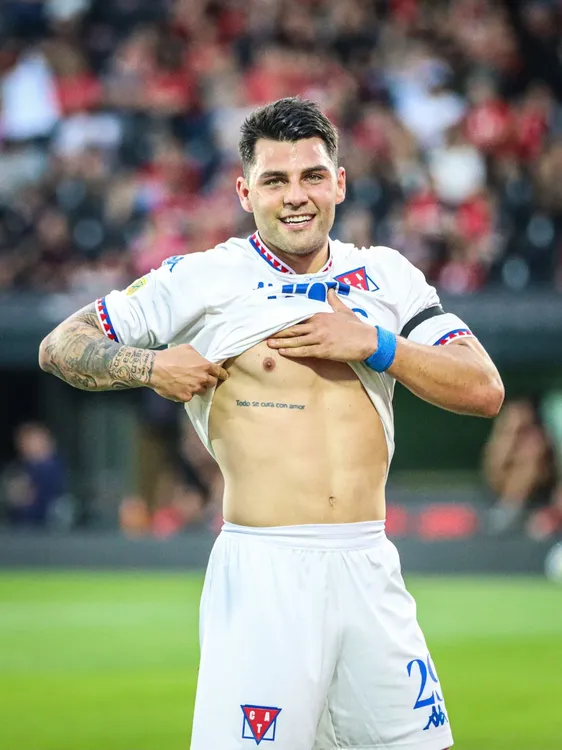 Ignacio Russo jugó con el corazón. A pocos días de despedir a su padre, decidió salir a la cancha.