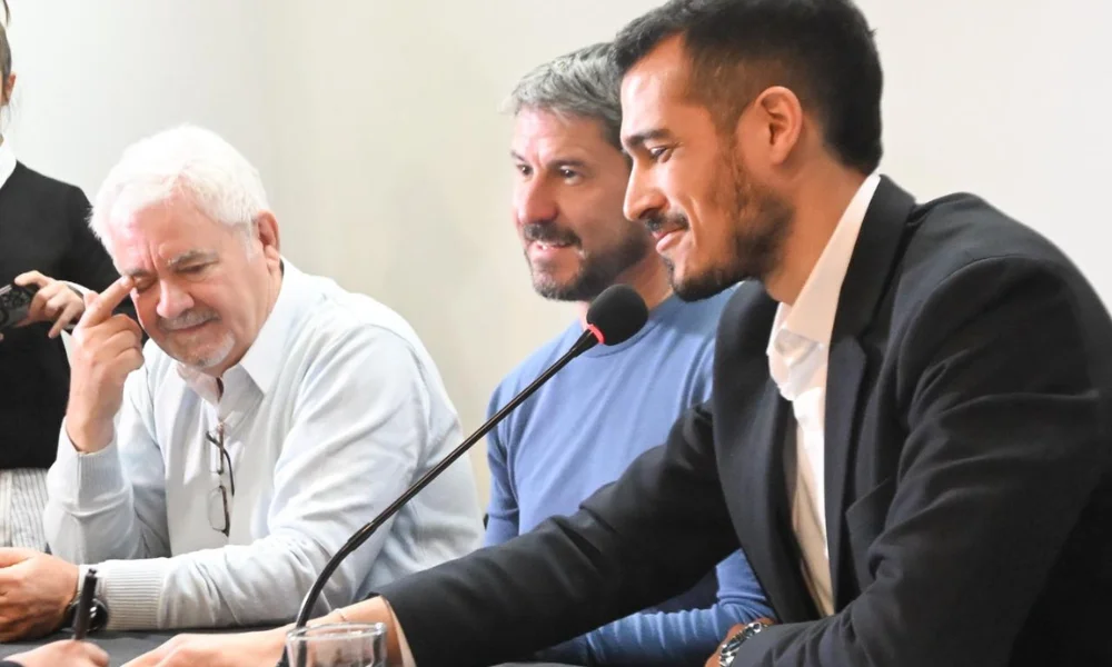 Entrega de títulos de propiedad en Trelew