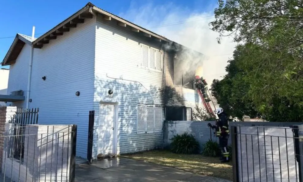 Incendio en vivienda en Playa Union