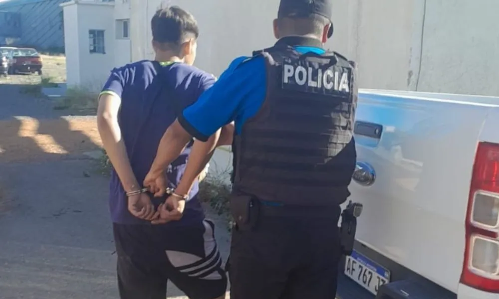Detienen a un sospechoso tras intento de robo y persecución en Comodoro