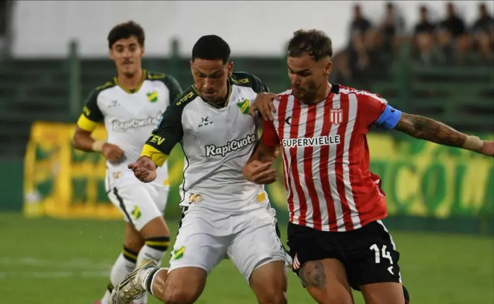 La expulsión temprana cambió el plan del Pincha