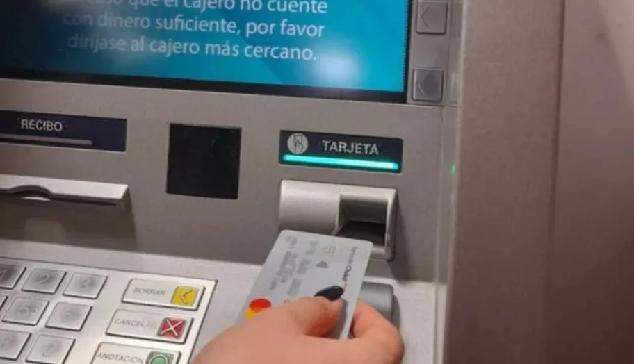 Pago de haberes a empleados municipales