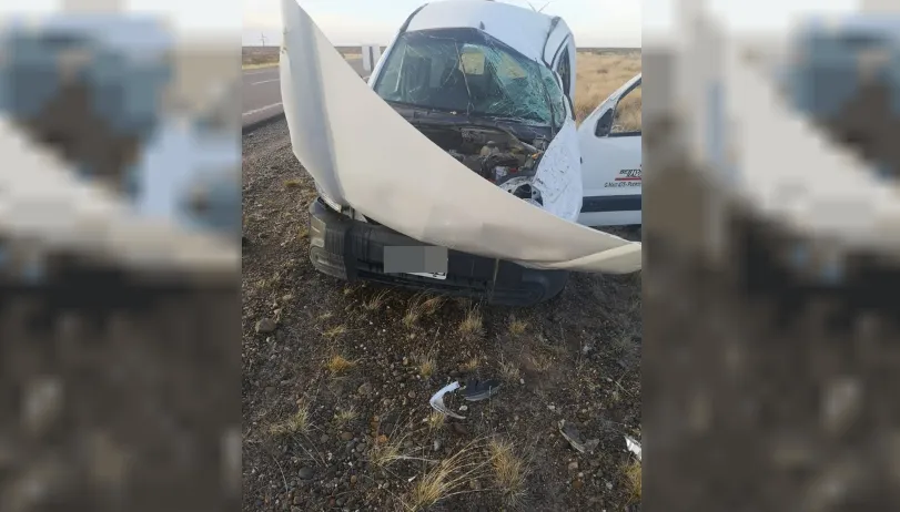 VUELCO EN LA RUTA 3: CONDUCTORA TRASLADADA AL HOSPITAL TRAS PERDER CONTROL DEL VEHÍCULO