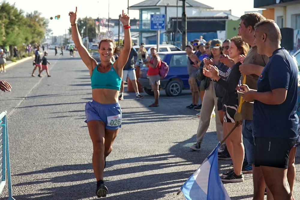 Se realizó con éxito la 26° edición de la Corrida de la Bahía en Playa Unión (5)