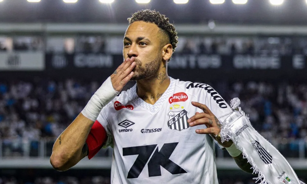 No confirmó su presencia, aunque reconoció que el delantero atraviesa un proceso positivo.