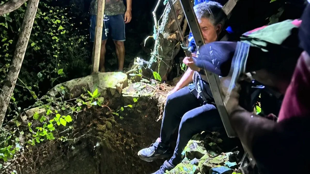 Rescate de un hombre que cayó a un pozo de 12 metros de profundidad