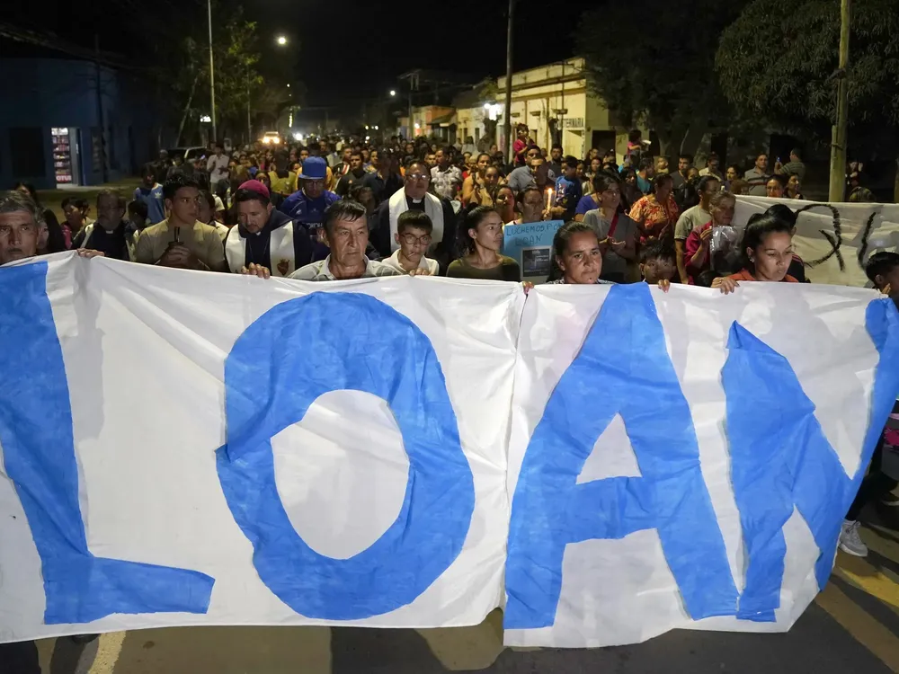 Familia de Loan Corrientes . Marcha