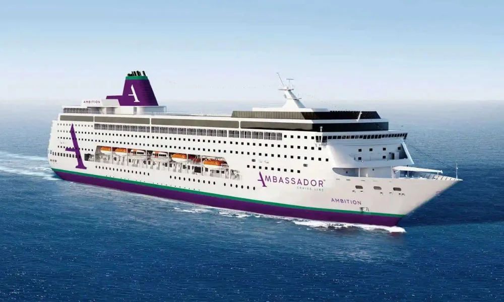 Ambassador Cruise Line. Foto Cruises News Media Group