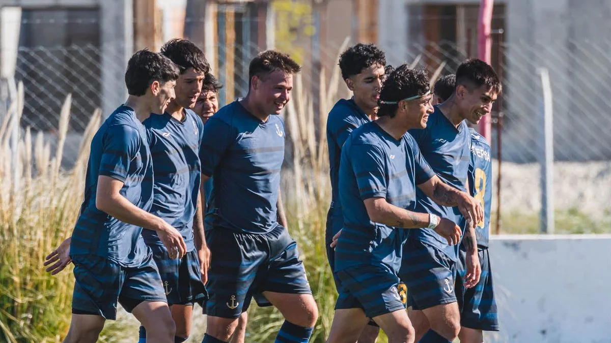 Guillermo Brown Liga del Valle. Foto @stephborbo.ph.