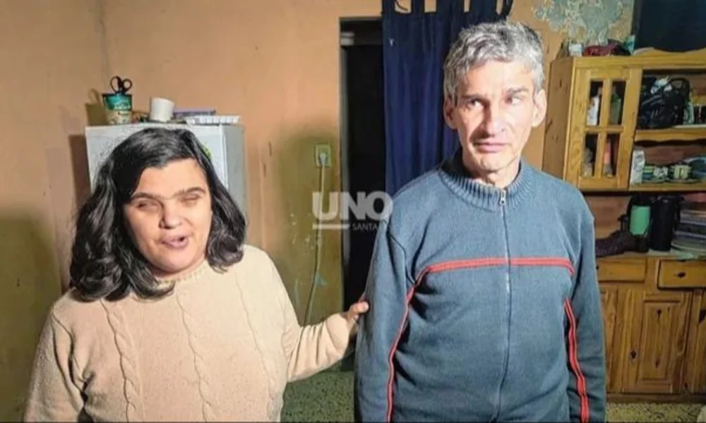 Roban los equipos de conectividad a una pareja de ciegos