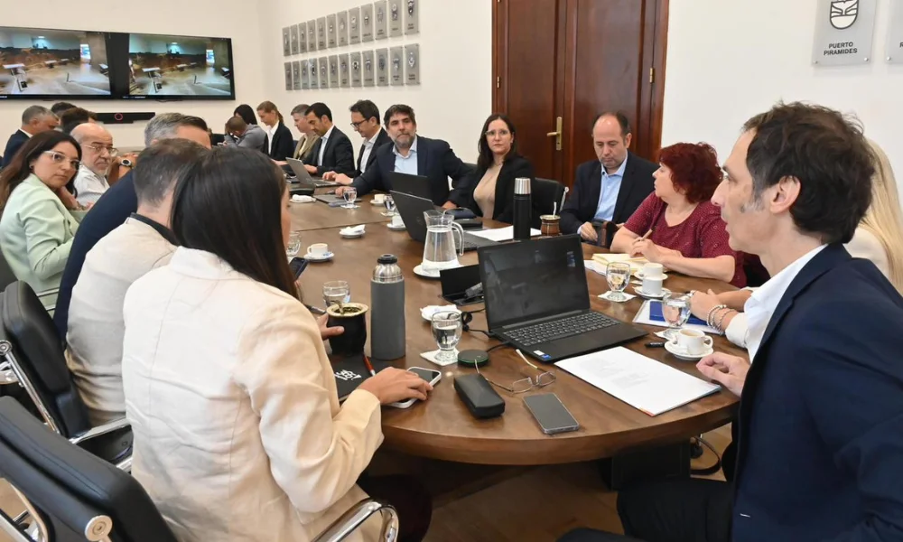 Reunión en casa de gobierno