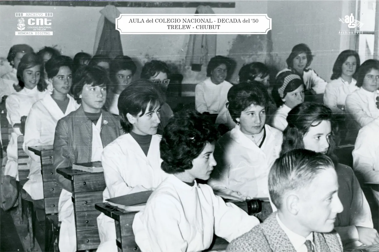 Aula del Colegio Nacional decada del 50