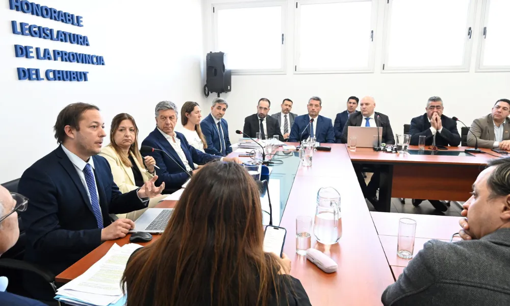 Debate de herramientas para combatir el cibercrimen