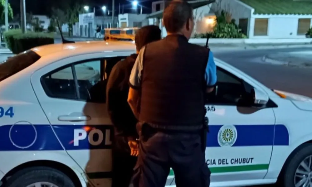 Detienen a hermanos delincuentes en Trelew