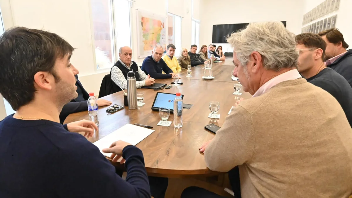 Torres junto a sectores ganaderos