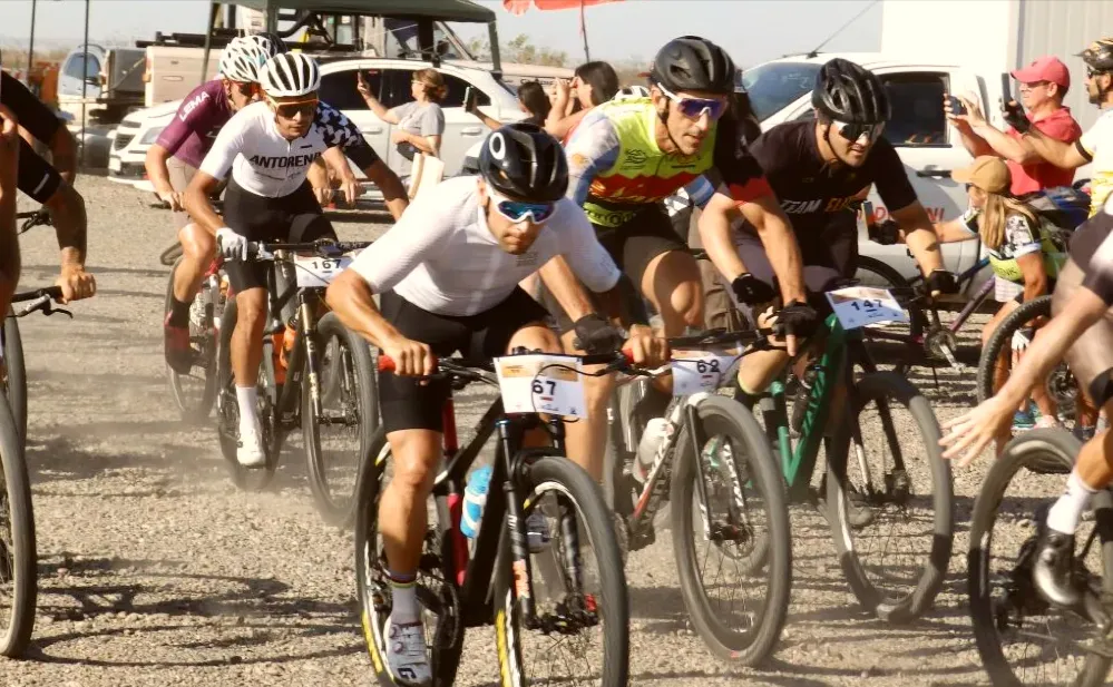 La cuarta edición del evento reunió a más de un centenar de ciclistas en Trelew