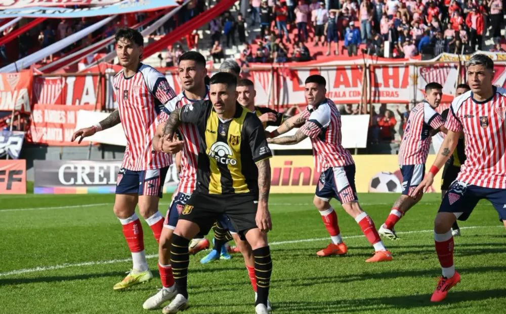 Deportivo Madryn igualó sin goles frente a Los Andes en Lomas de Zamora.