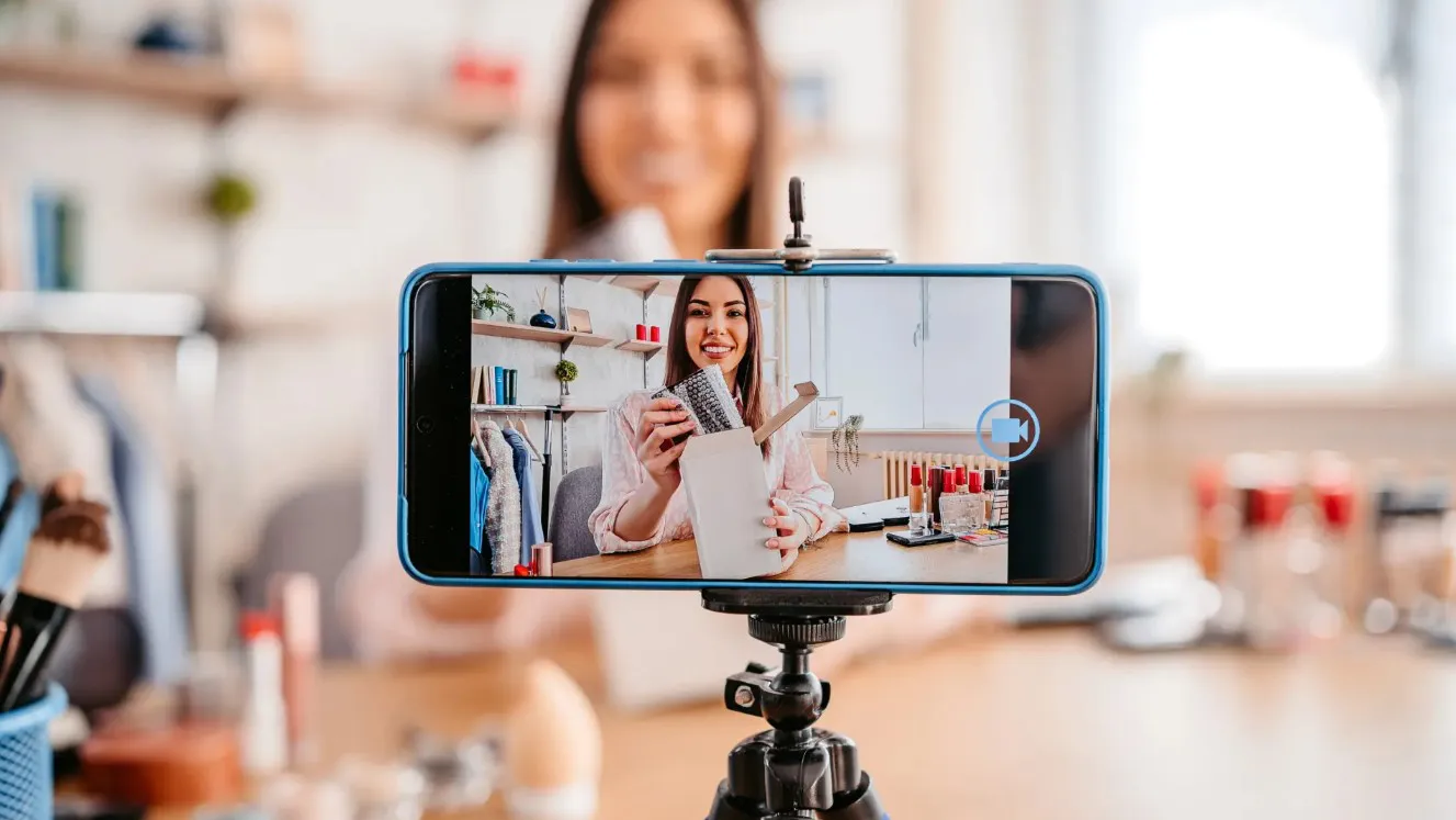 Los influencers deberán cumpli determinados requisitos y estarpan regulados