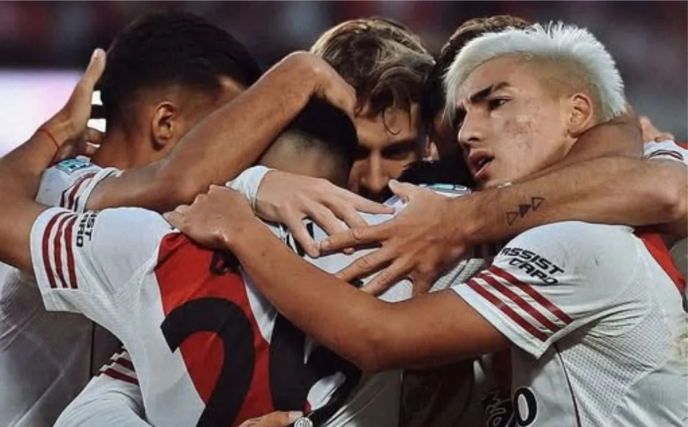 El equipo de Coudet resolvió el partido con eficacia en tramos puntuales.