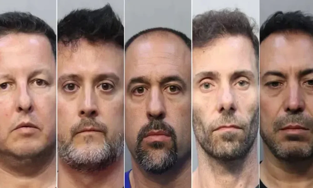 Diego Luis Xiccato, Mauricio Ariel Aparo-Orlando, Sebastián Luis Moya, Juan Manuel Zuloaga-Arenas y Juan Pablo Rua.