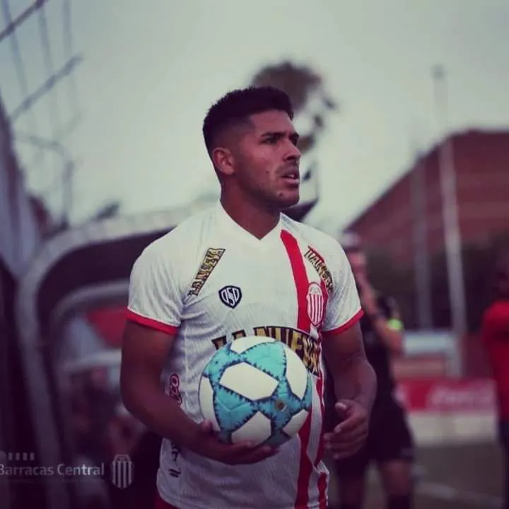 EL AURINEGRO CONFIRMÓ SU PRIMER REFUERZO