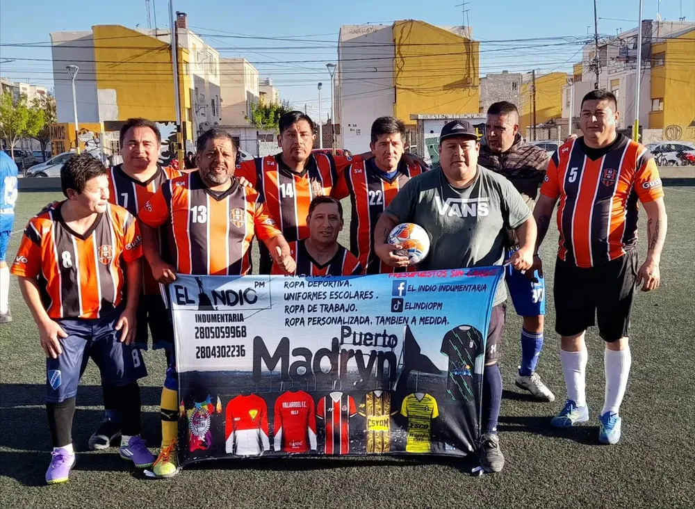 inició el Torneo Senior +40 de fútbol 8