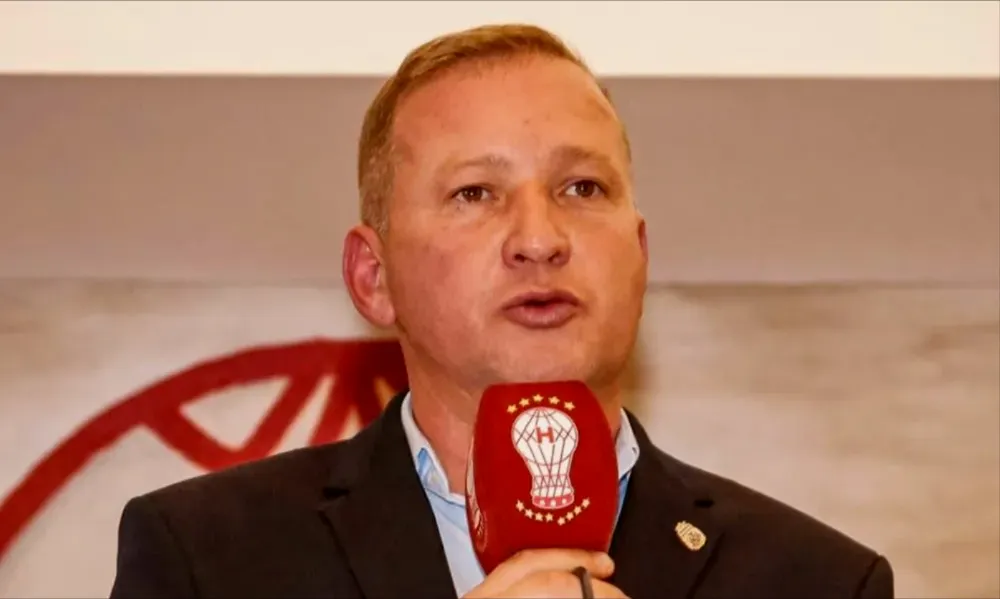 Abel Poza habló del futuro futbolístico del Globo y reconoció un escenario financiero