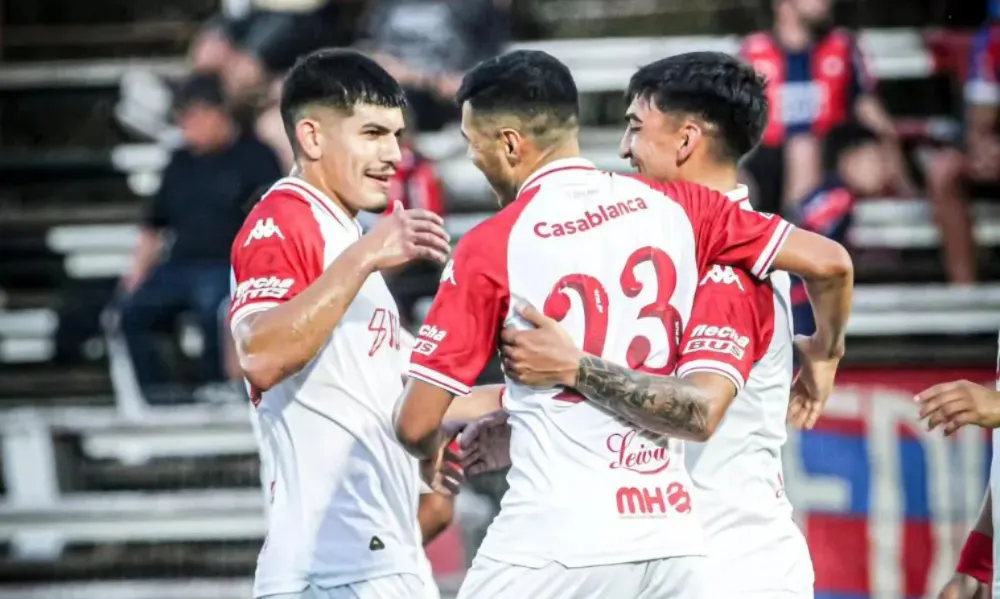 El Globo venció 4-0 a Cerro Porteño en Montevideo