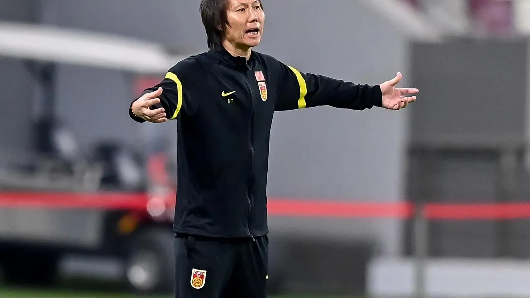 EX ENTRENADOR DE CHINA